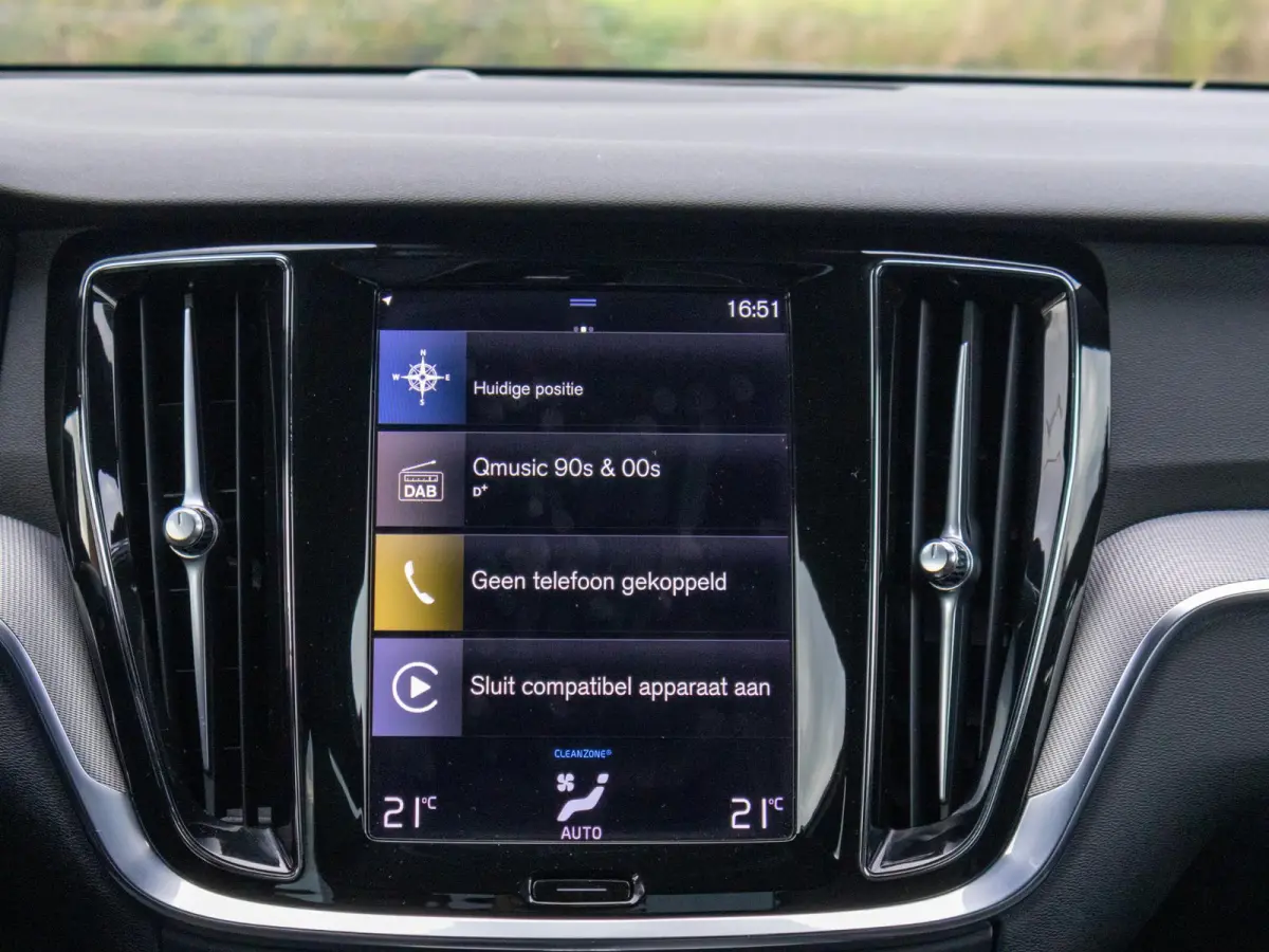 2.0 B3 R-Design ACC Pilot Assist BLIS
