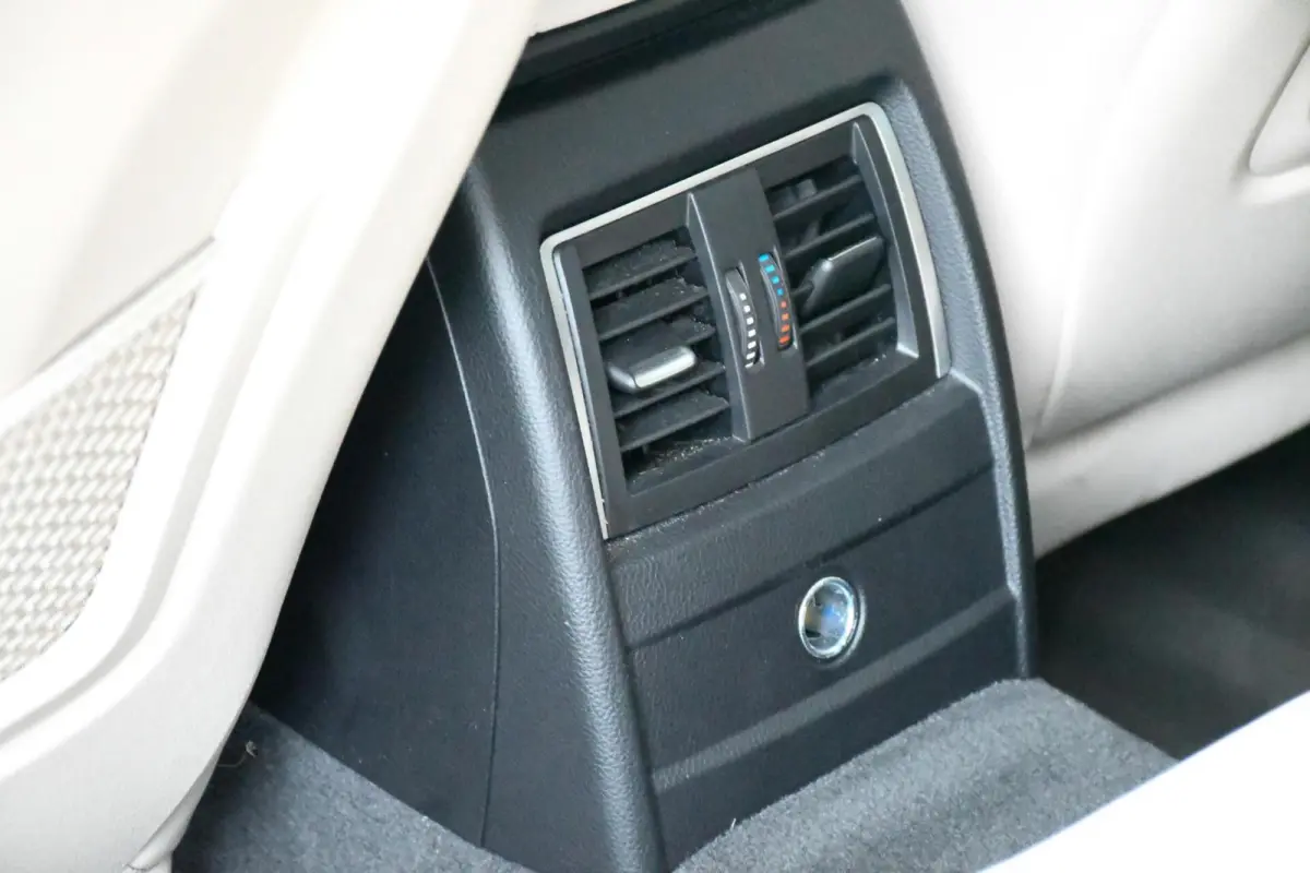 320i xDrive Edition M-pakket Leer Automaat
