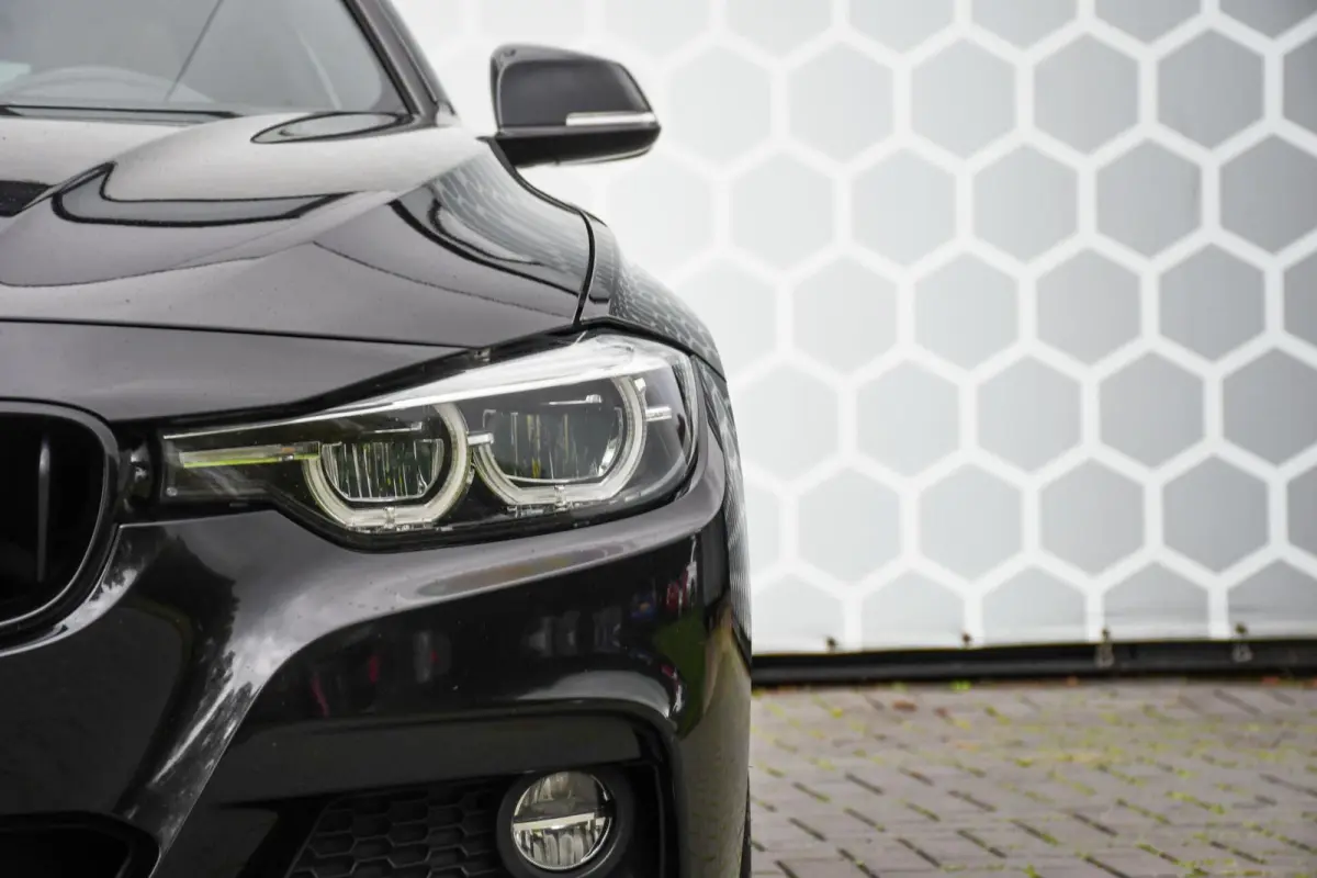 320i xDrive Edition M-pakket Leer Automaat