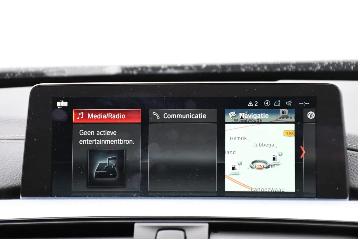 320i xDrive Edition M-pakket Leer Automaat