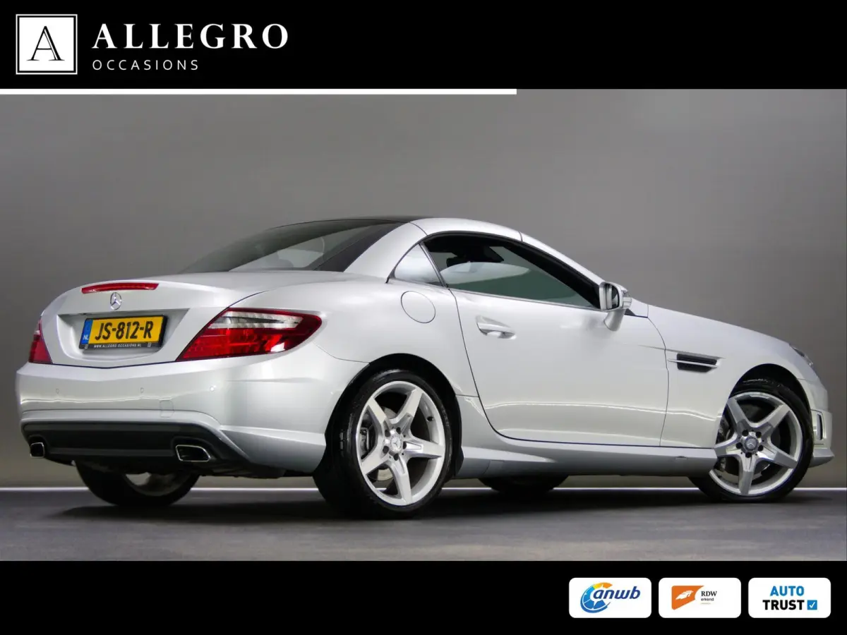 200 AMG-Line (SFEERVERLICHTING, STOEL- & NEKVERWARMING, NAVIGATIESYSTEEM, CRUISE CONTROL, BLUETOOTH)