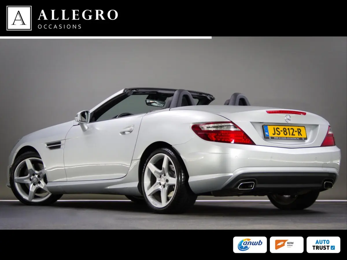 200 AMG-Line (SFEERVERLICHTING, STOEL- & NEKVERWARMING, NAVIGATIESYSTEEM, CRUISE CONTROL, BLUETOOTH)