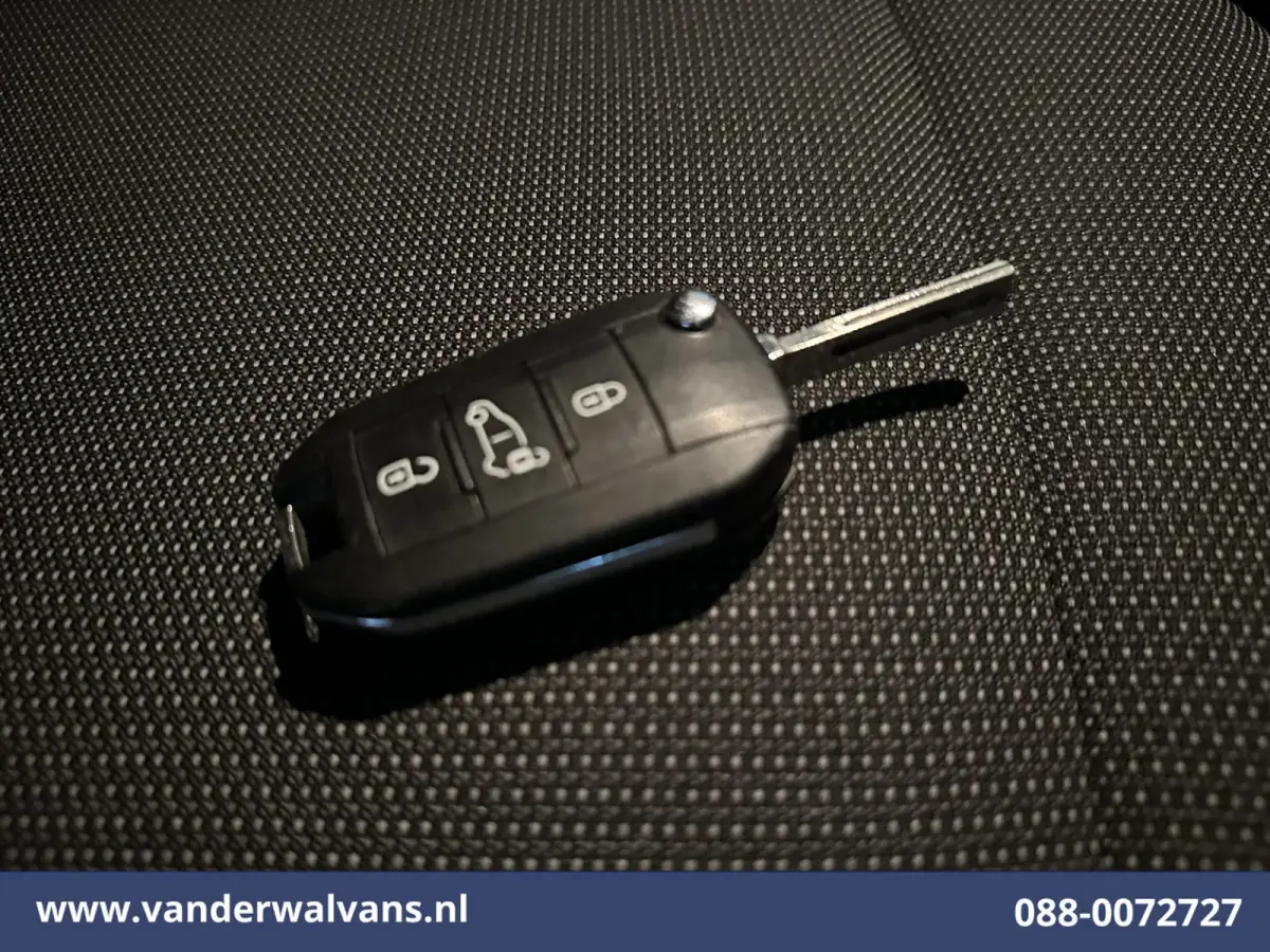 1.5D 102pk L1H1 Euro6 Airco | Camera | Navigatie | Apple Carplay | Cruisecontrol Android Auto, Parkeersensoren, 1500kg trekvermogen