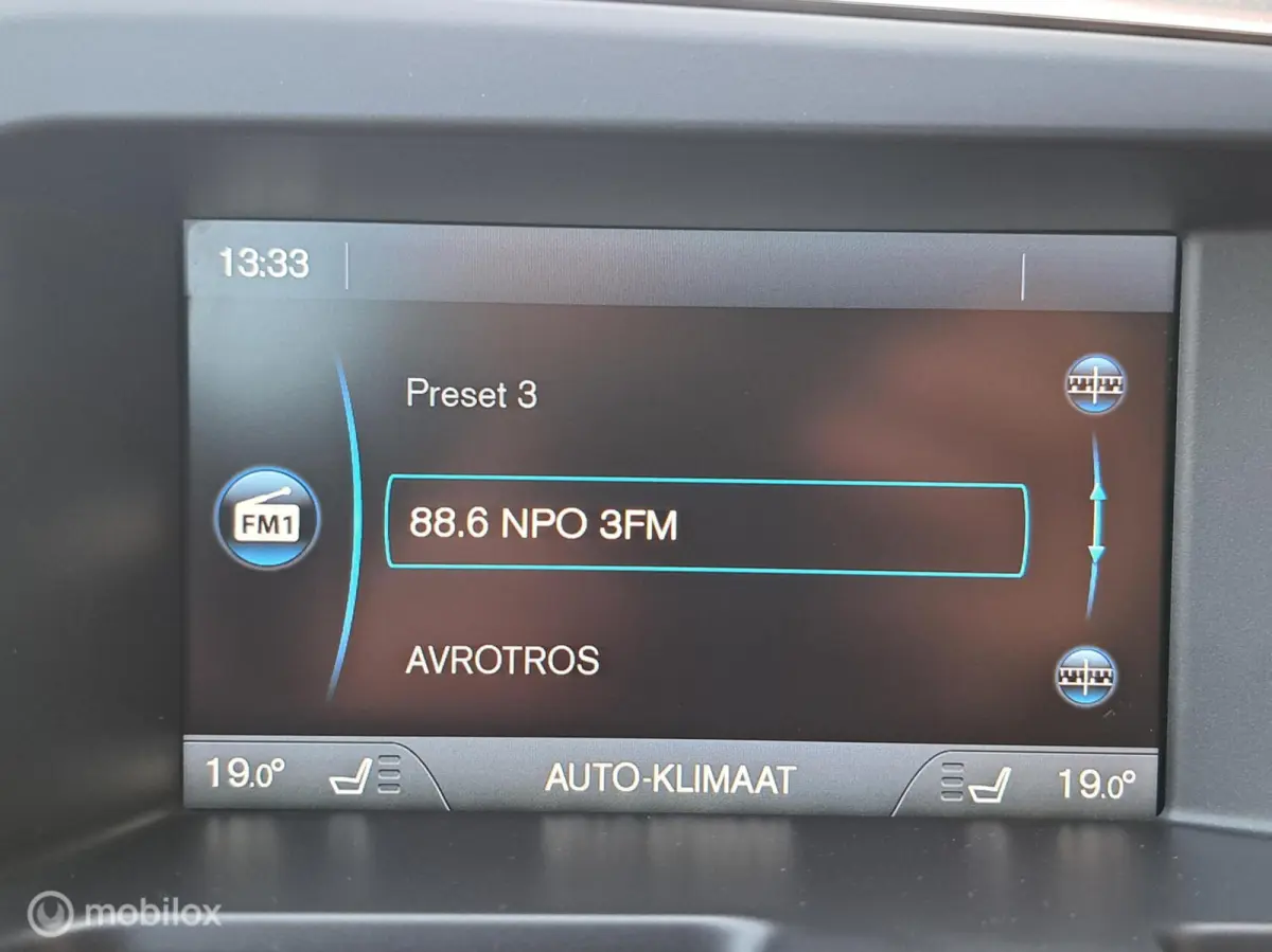 2.0 T5 FWD Kinetic/AUTOMAAT/LEER