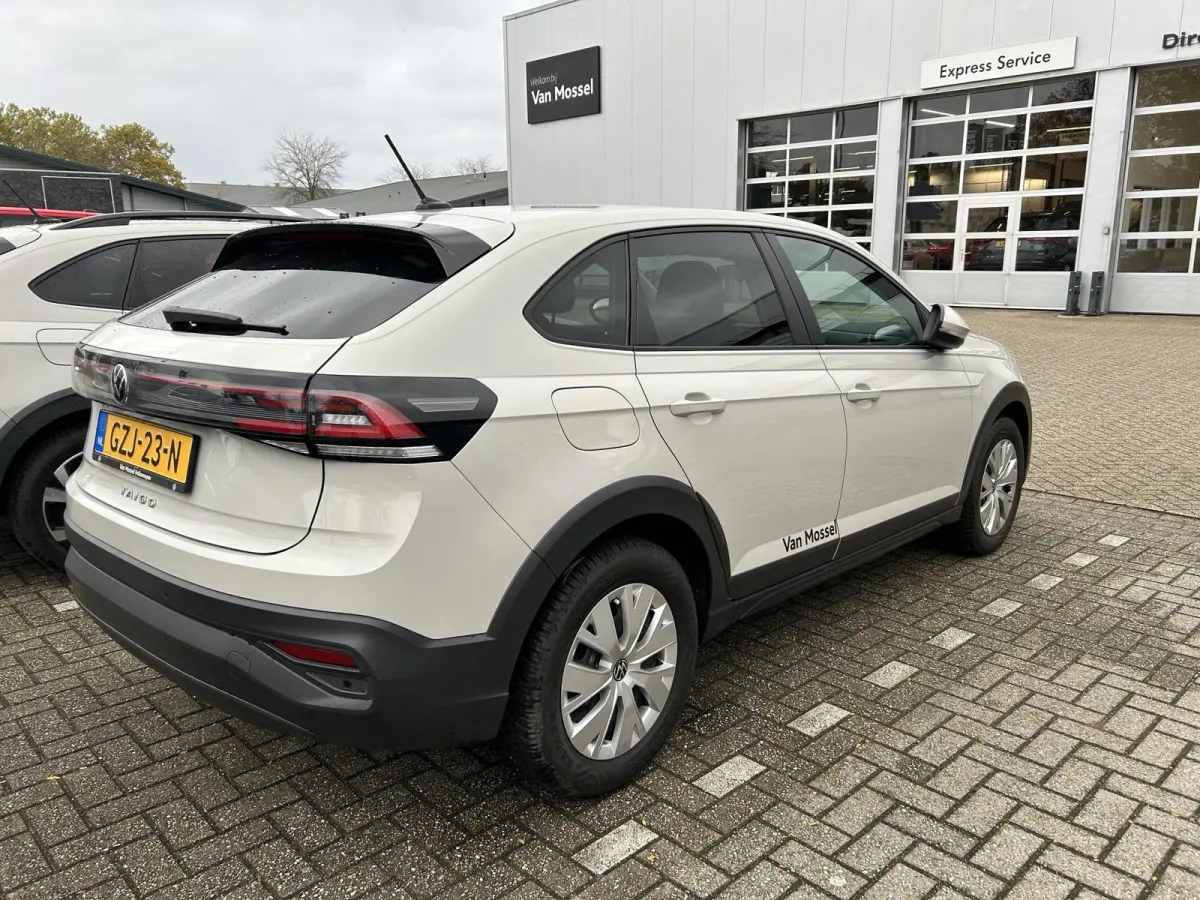 1.0 TSI 95 PK | Digitale Cockpit | Privacy Glass | Apple Carplay + Android Auto | Parkeersensoren Voor + Achter | Cruise Control  | LED Koplampen |