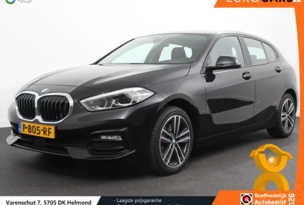 118i Automaat Sport Line Navigatie Cruise Control Apple Carplay Android Auto Parkeersensoren Virtual Cockpit LED Verlichting Sfeerverlichting Getinte Ramen Climate Control