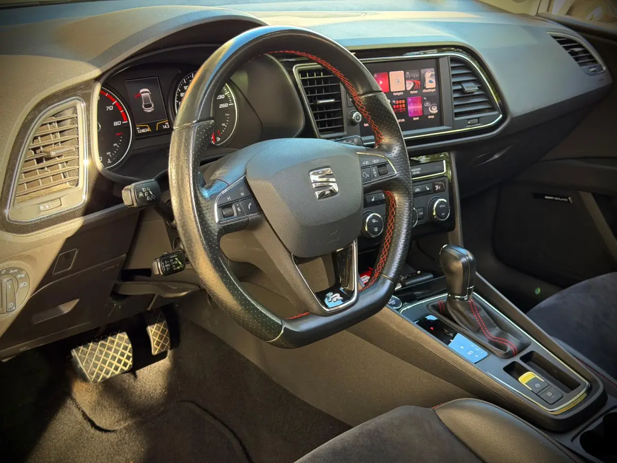 1.5 TSI FR | PANO | CARPLAY | KEYLESS | LED | NAVI |