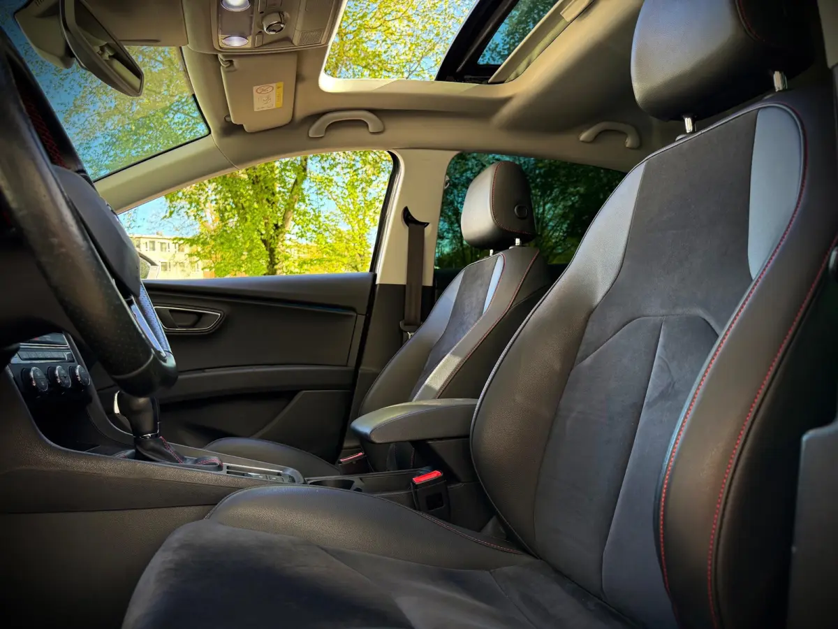 1.5 TSI FR | PANO | CARPLAY | KEYLESS | LED | NAVI |
