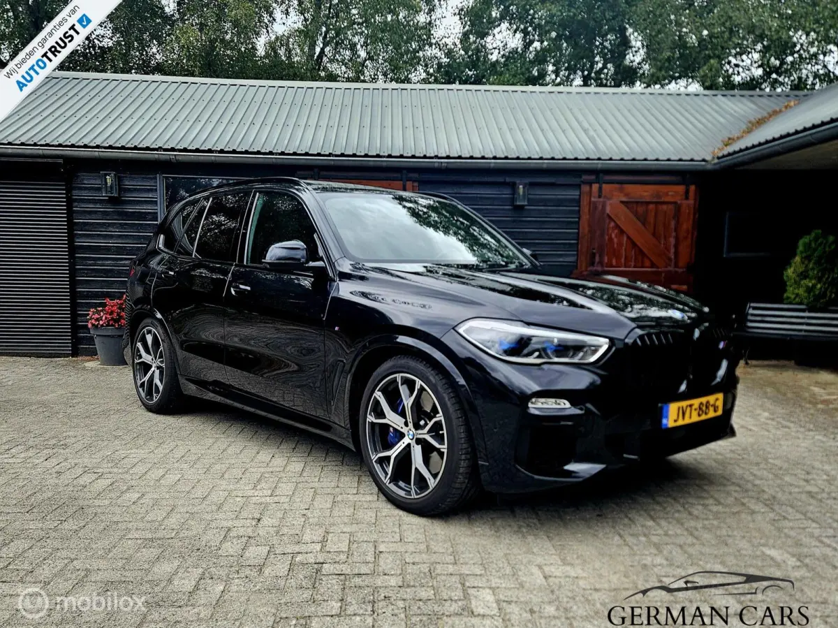 xDrive45E High Executive Hybride 394PK | SKY Lounge
