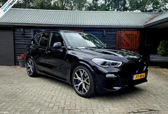 xDrive45E High Executive Hybride 394PK | SKY Lounge