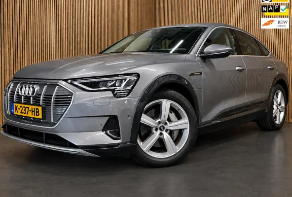 55 Quattro Business Plus 95 kWh|90%SOH|GROTE ACCU|PANO|LEDER|ACC|MEMORY|CAMERA|CARLAY/ANDROID|STOELVER|NAP|