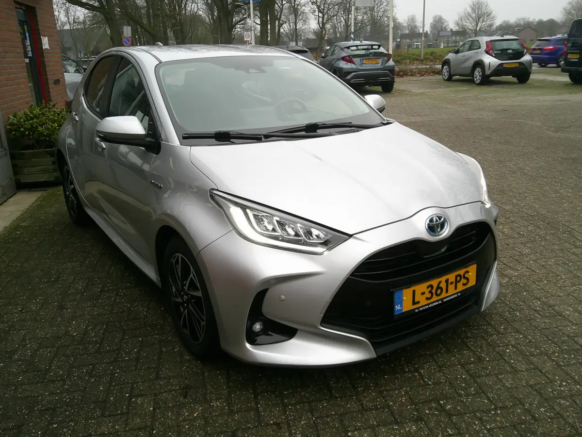 1.5 Hybrid Dynamic Navi Pdc V+A