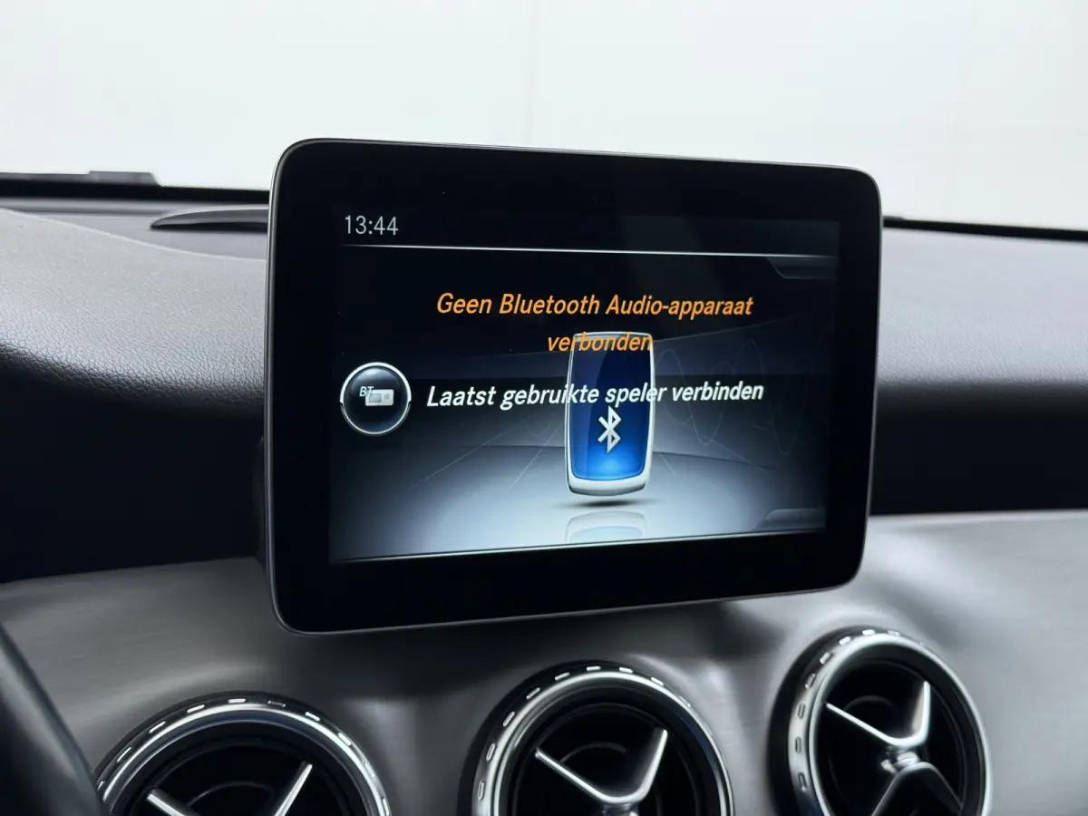 GLA 180 AMG line Night | Bi-Xenon Navigatie PTS