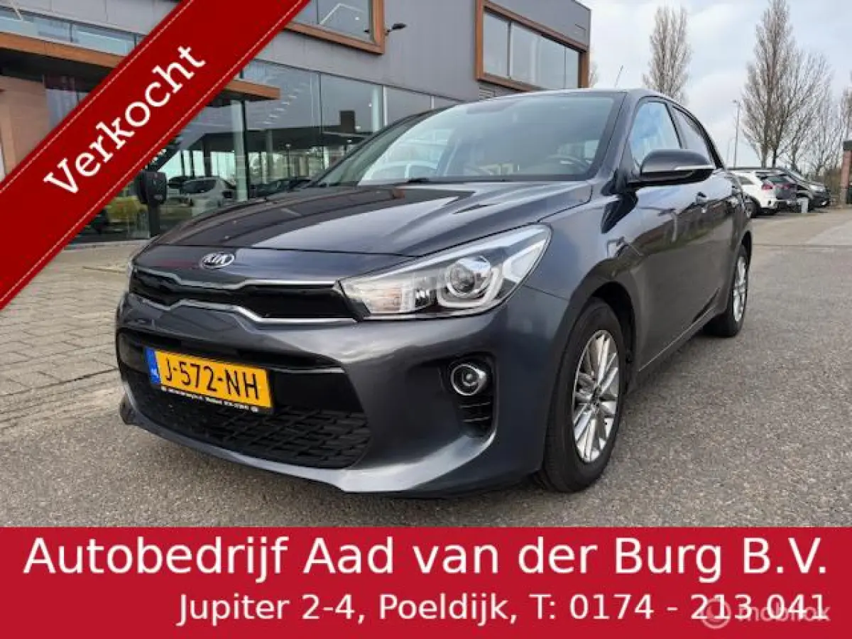 1.4 DynamicLine Automaat Navigatie & Camera achter , Parkeerhulp achter , Electr. ramen & deur vergrendeling met afstand