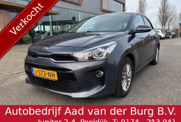 1.4 DynamicLine Automaat Navigatie & Camera achter , Parkeerhulp achter , Electr. ramen & deur vergrendeling met afstand