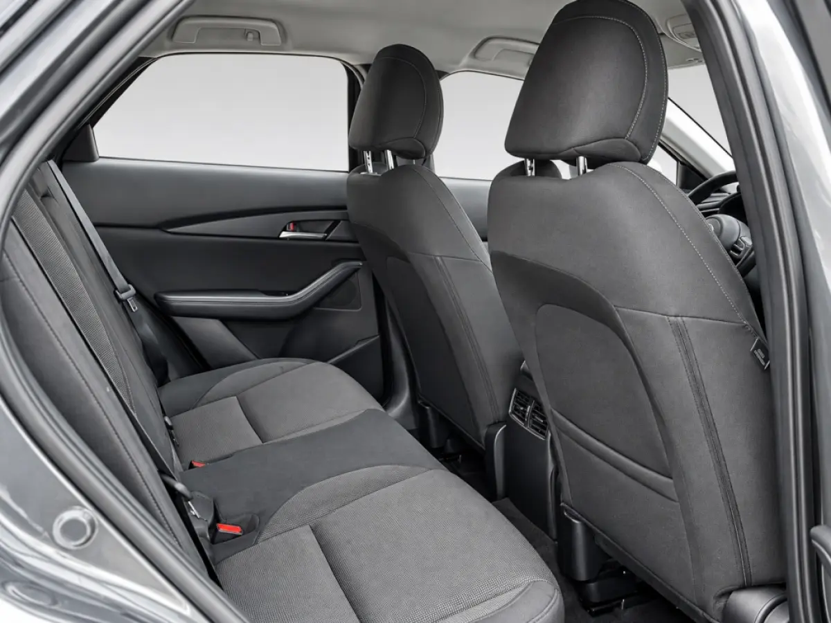 2.0 e-SkyActiv 150PK Automaat Verwarmd stuur en stoelen 1e eigen