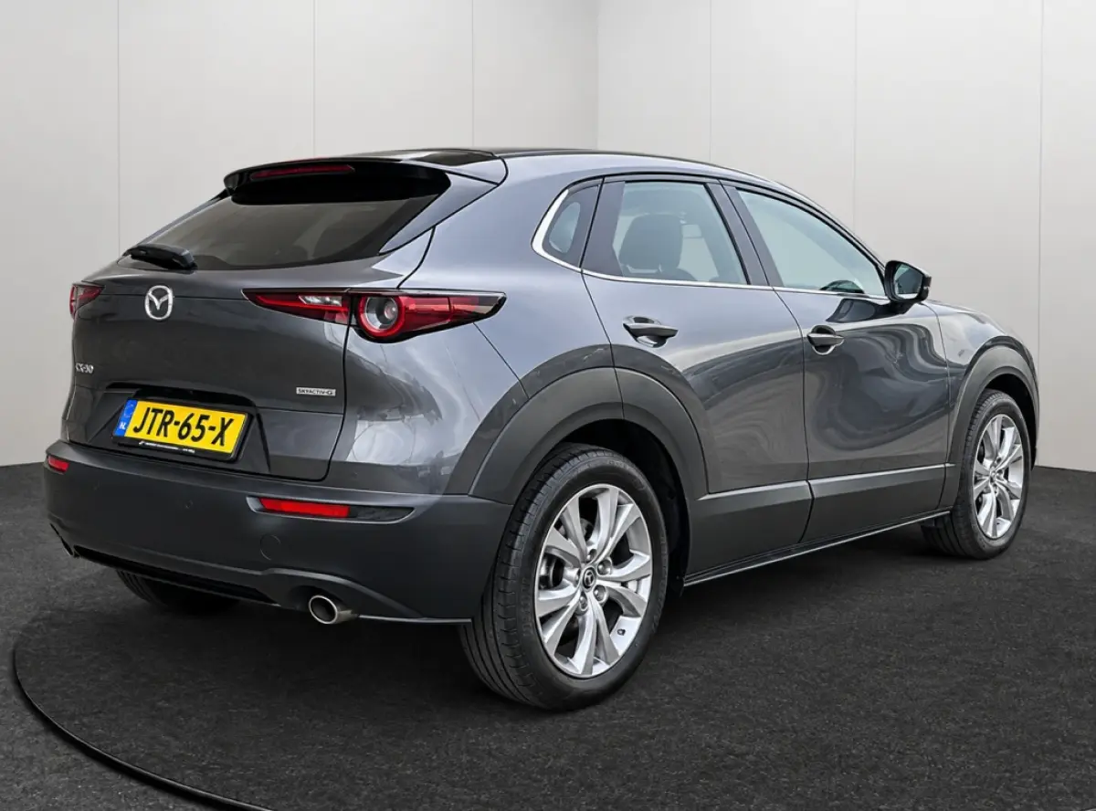 2.0 e-SkyActiv 150PK Automaat Verwarmd stuur en stoelen 1e eigen