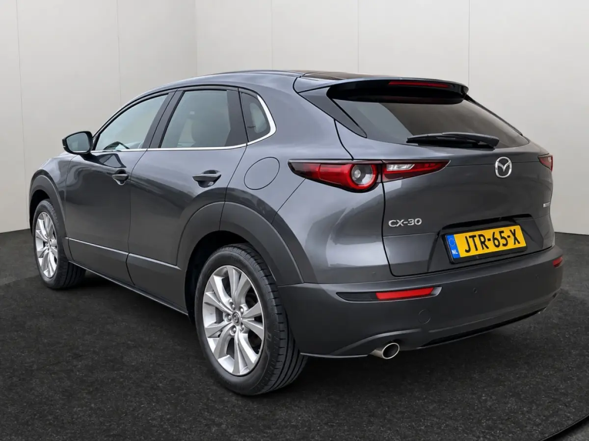 2.0 e-SkyActiv 150PK Automaat Verwarmd stuur en stoelen 1e eigen