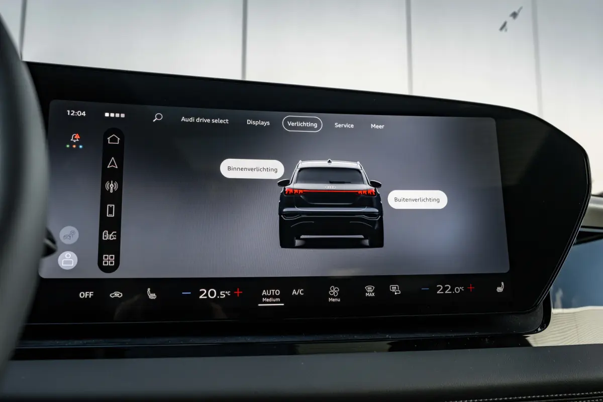Advanced edition | Adaptive air suspension | Adaptive cruise control | Audi sound system