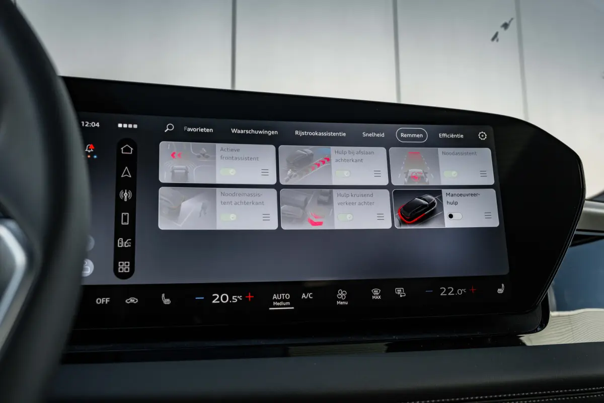 Advanced edition | Adaptive air suspension | Adaptive cruise control | Audi sound system