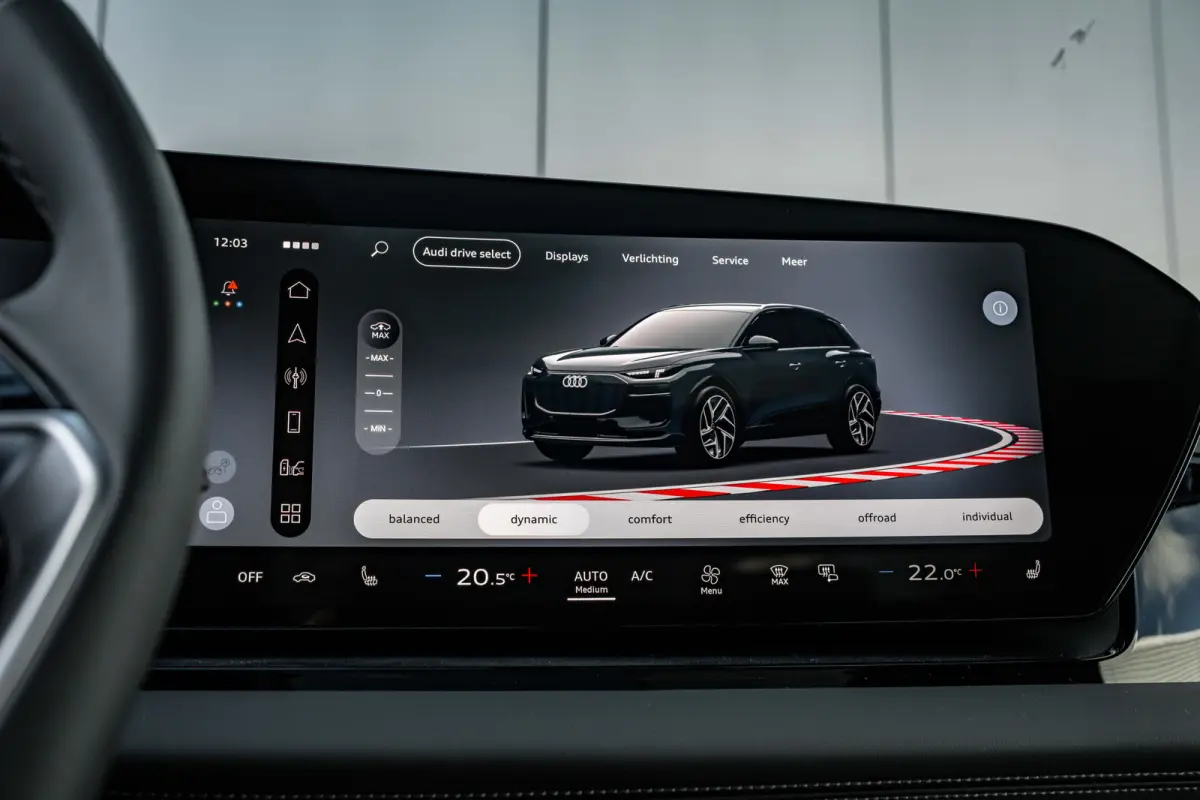Advanced edition | Adaptive air suspension | Adaptive cruise control | Audi sound system
