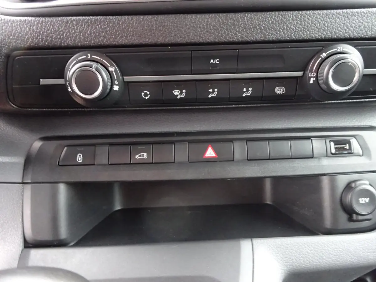2.0 BlueHDI 145 PK Premium AIRCO NAVI CRUISE CONTROL 3 ZITS