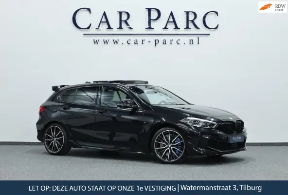 M135i xDrive 306+PK M-PERFORMANCE/LED/VIRTUAL/SFEER/PANO/LEER+S.VERWARMING/CAM/LMV/ACC/ECC/12 MND GARANTIE!