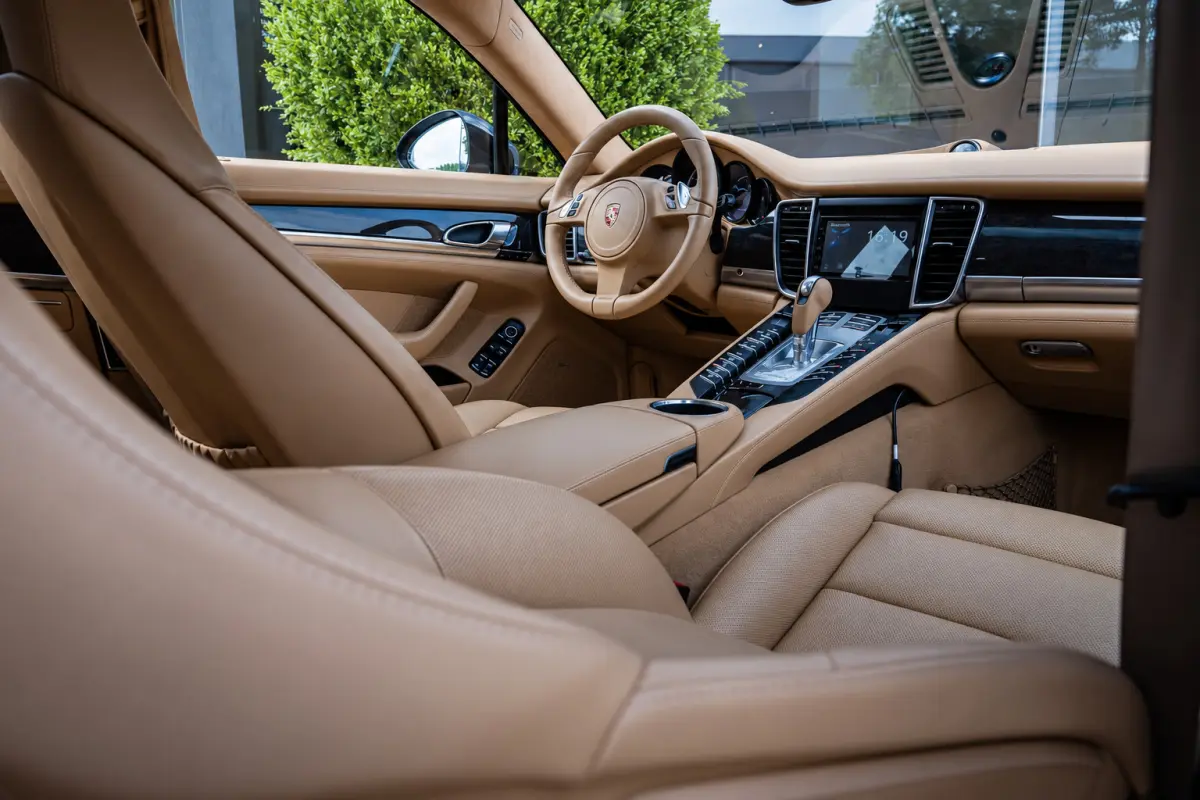4.8 Turbo|PANO|SPORT CHRONO|BOSE|CAMERA|20'