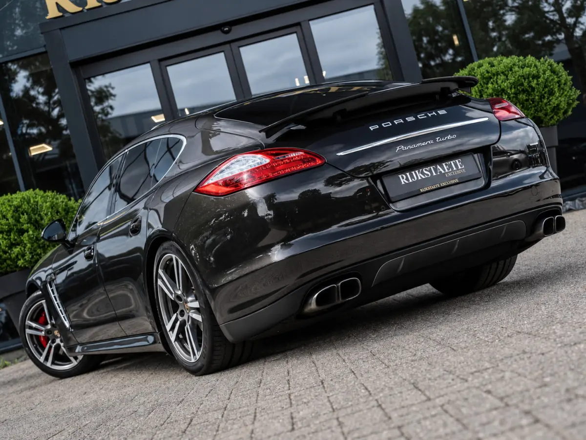 4.8 Turbo|PANO|SPORT CHRONO|BOSE|CAMERA|20'