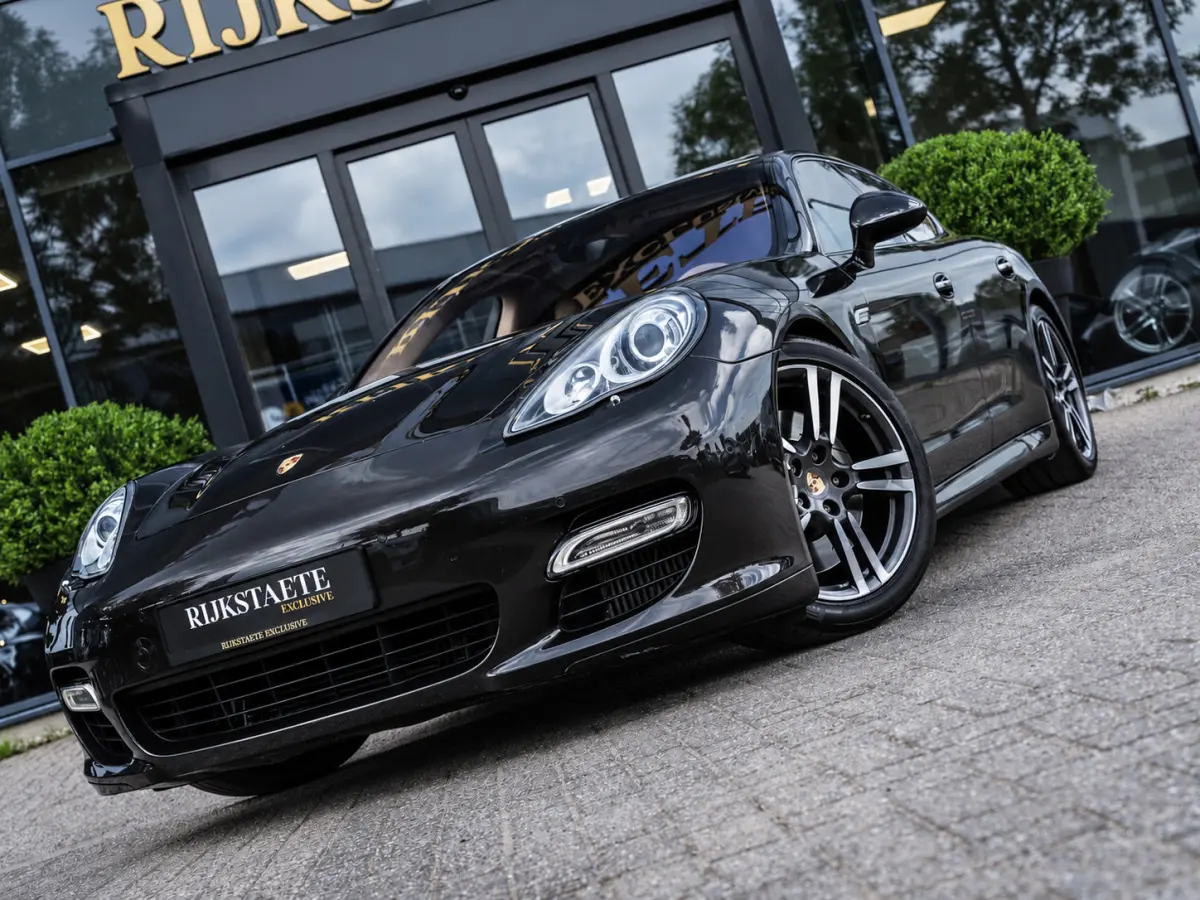 4.8 Turbo|PANO|SPORT CHRONO|BOSE|CAMERA|20'