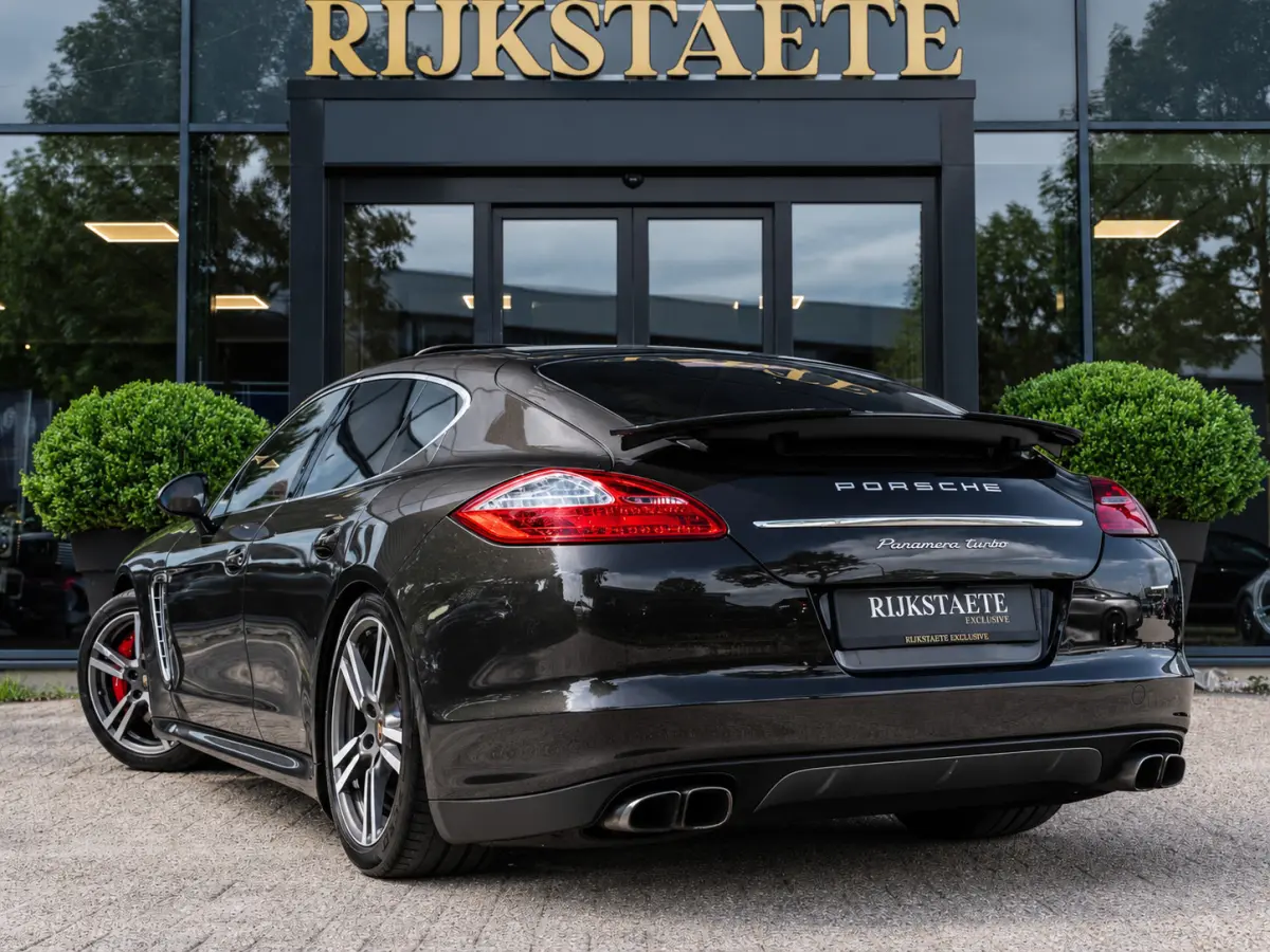 4.8 Turbo|PANO|SPORT CHRONO|BOSE|CAMERA|20'