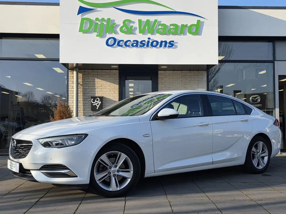 Opel Insignia Grand Sport 2019 Benzine Automatisch leasen