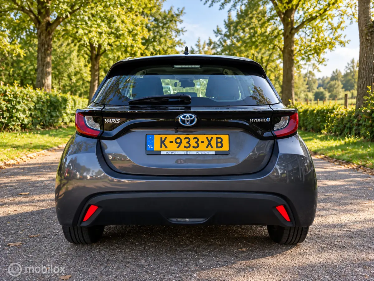1.5 Hybrid Active Apple carplay, Camera