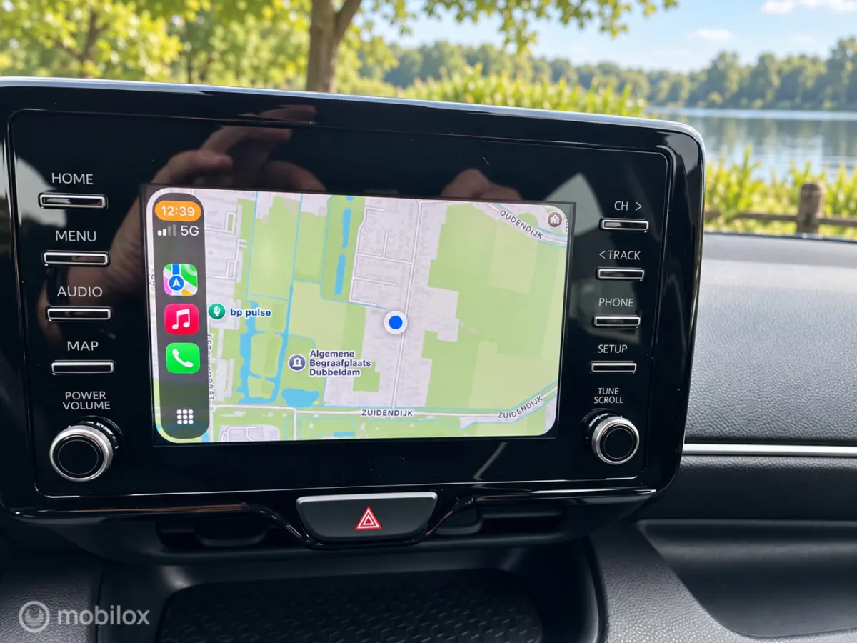 1.5 Hybrid Active Apple carplay, Camera