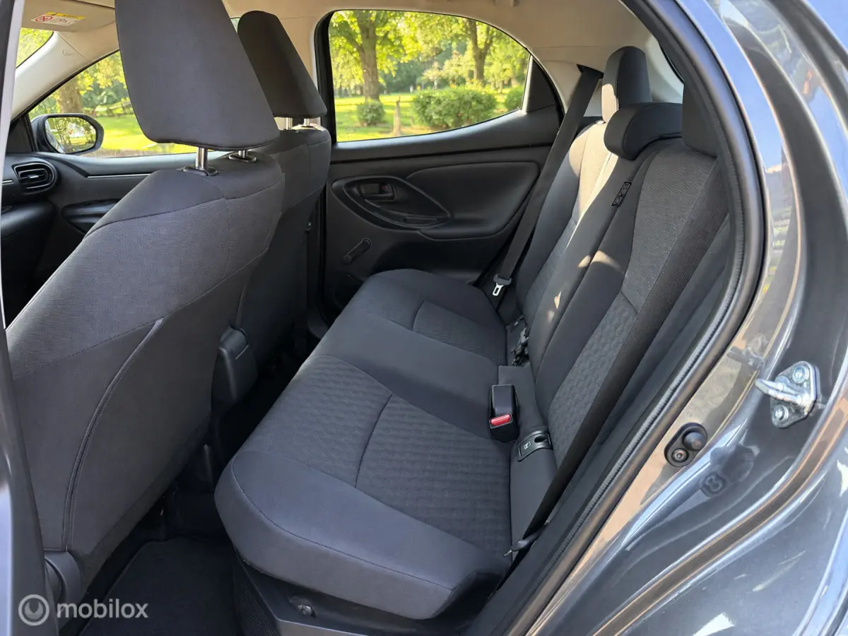 1.5 Hybrid Active Apple carplay, Camera