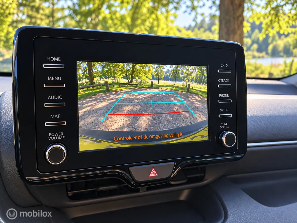 1.5 Hybrid Active Apple carplay, Camera