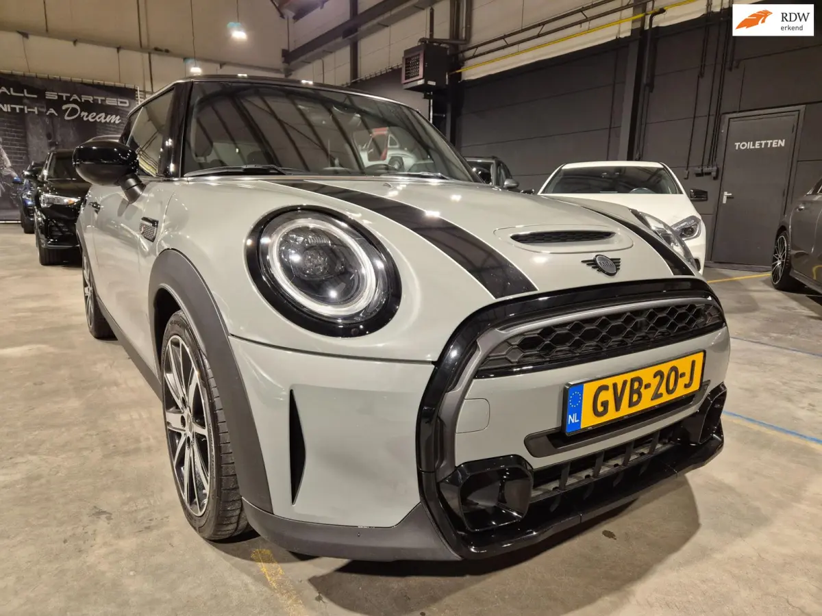 2.0 S - JCW Pack - Panoramadak - Keyless - Camera - Cruise - Clima
