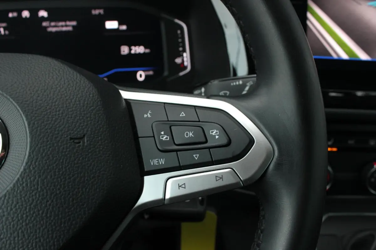 2.0 TDI L2H1 BULLI DUBBEL CABINE 150PK 2020 JB- EDIITON / ACTIVE DISPLAY / VERLAGINGSVEREN / APPLE CARPLAY