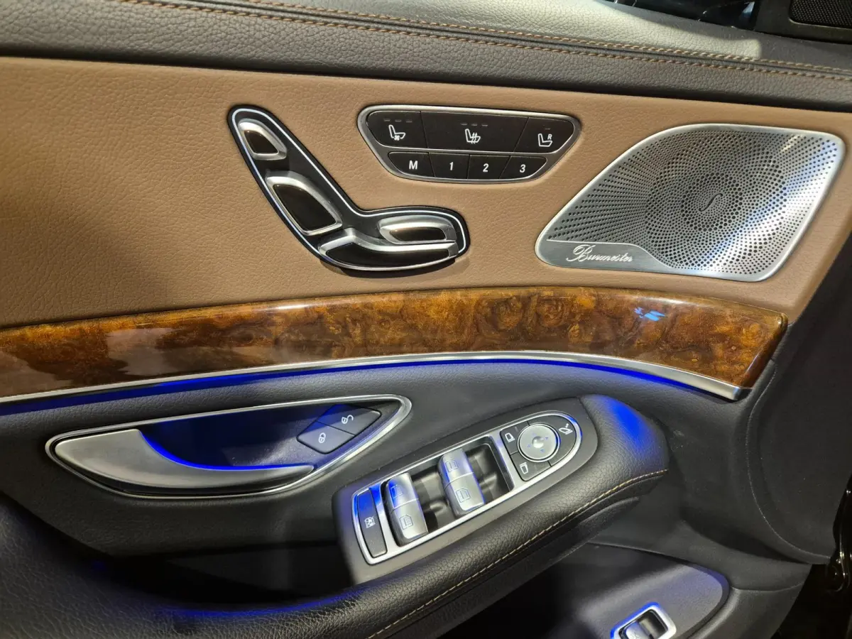 500 4Matic Lang - Burmester - Panodak - Head Up - Massage - Luchtvering - Dealeronderhouden