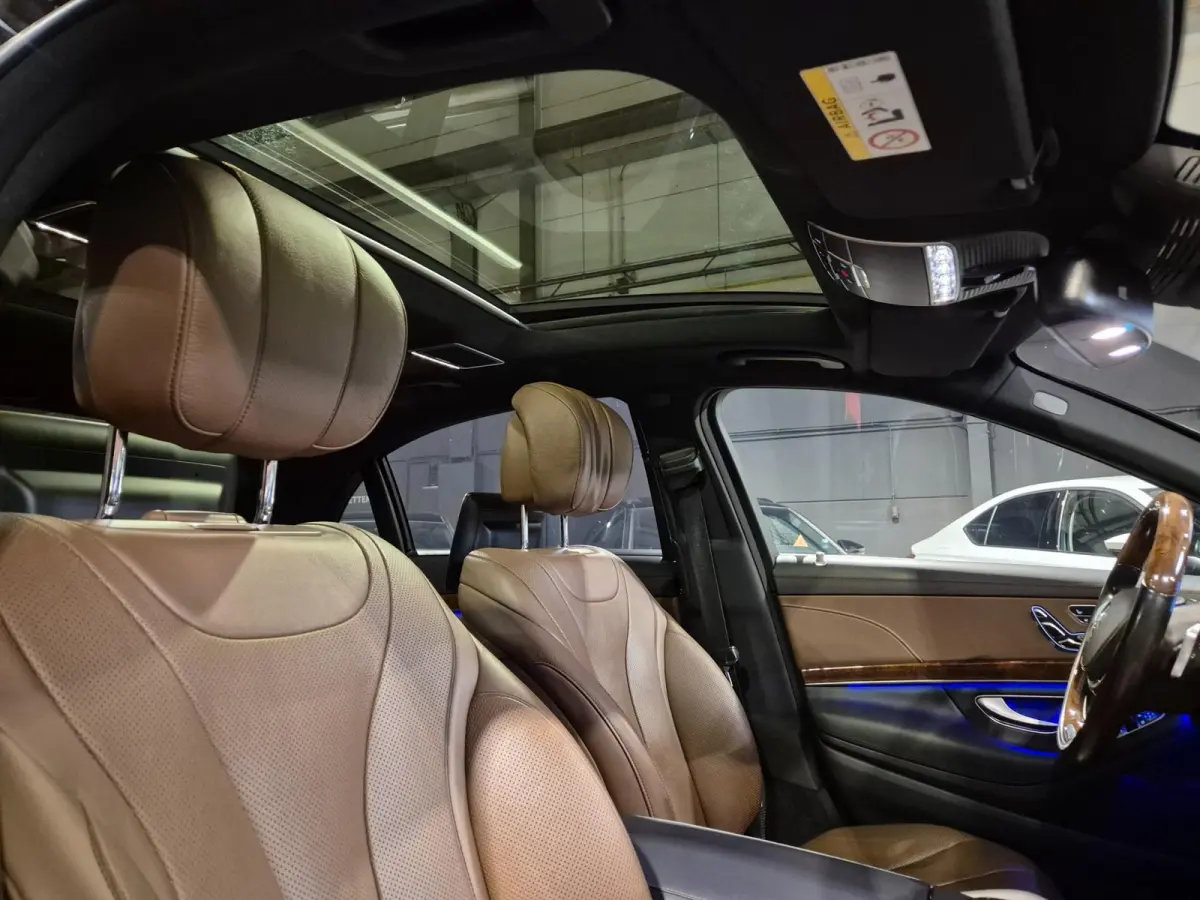 500 4Matic Lang - Burmester - Panodak - Head Up - Massage - Luchtvering - Dealeronderhouden