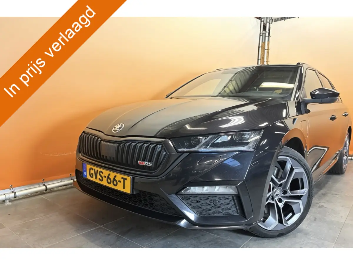 1.4 TSI RS iV PHEV Business panodak | stoelverw | navigatie |