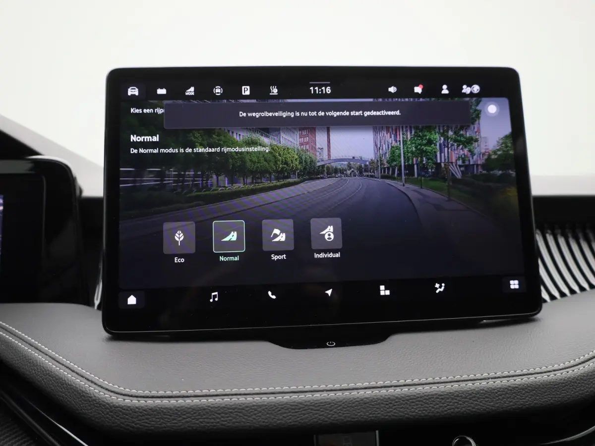 1.5 TSI PHEV Sportline Business 204 PK| Panoramadak | Trekhaak | 19 Inch Velgen | Canton Audio | Navigatie