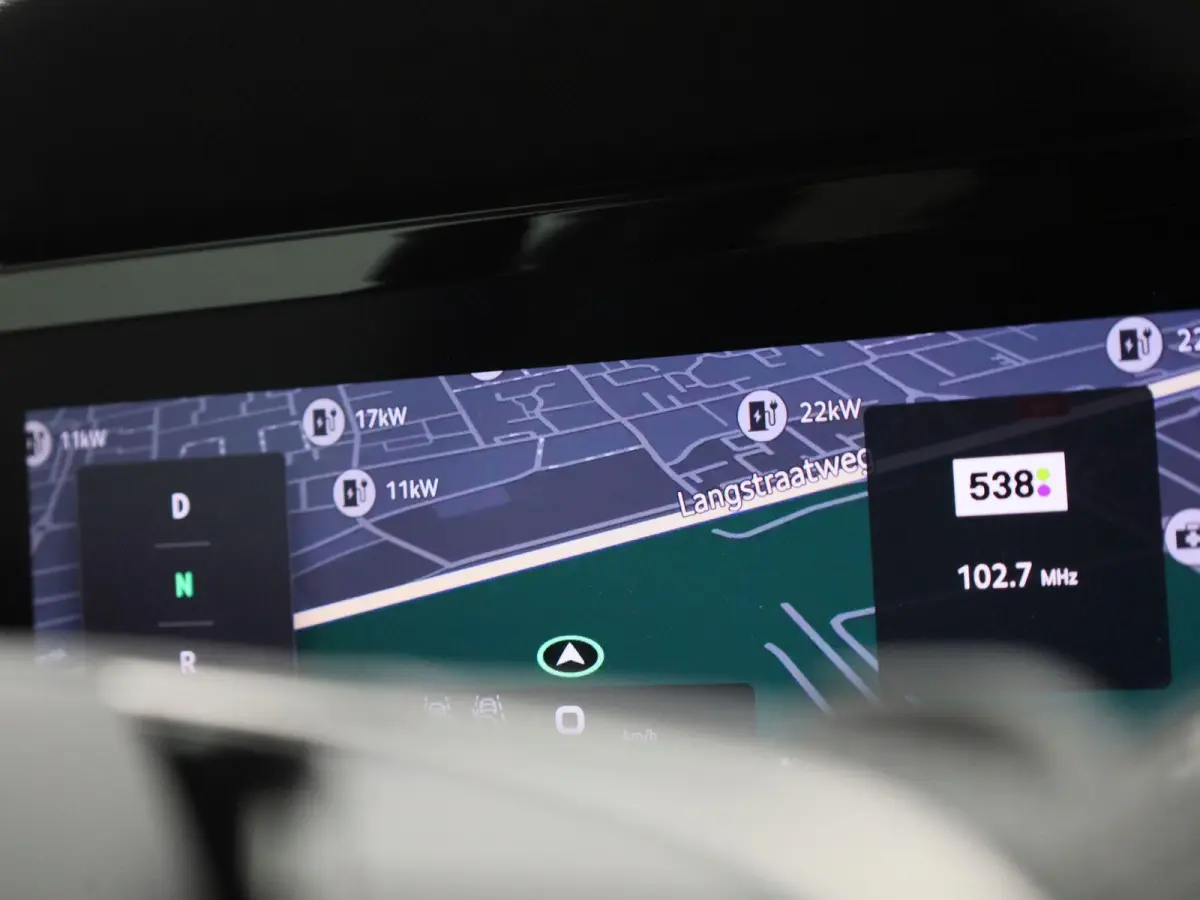 1.5 TSI PHEV Sportline Business 204 PK| Panoramadak | Trekhaak | 19 Inch Velgen | Canton Audio | Navigatie