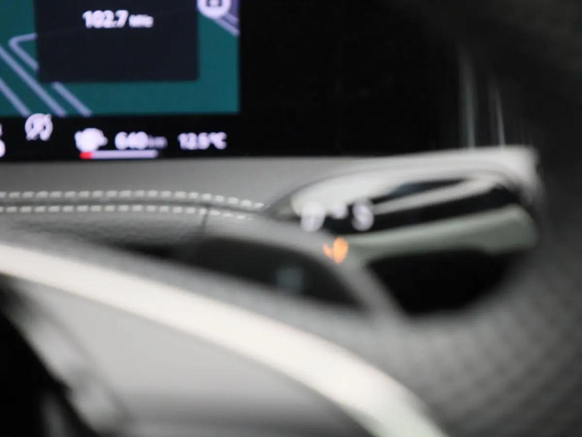 1.5 TSI PHEV Sportline Business 204 PK| Panoramadak | Trekhaak | 19 Inch Velgen | Canton Audio | Navigatie