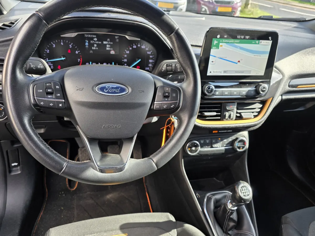 1.0 EcoBoost Active X – CarPlay – Trekhaak – LED – Navigatie