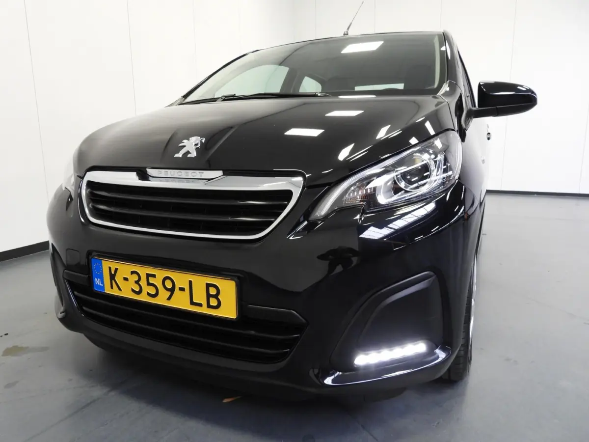 1.0 e-VTi Active NAVI-APP/AIRCO/BLUETOOTH!