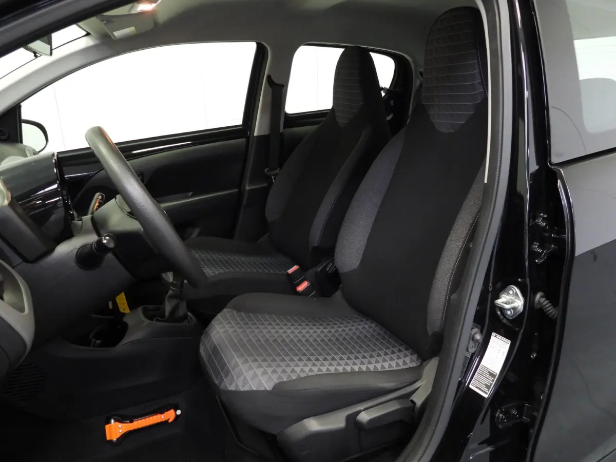 1.0 e-VTi Active NAVI-APP/AIRCO/BLUETOOTH!