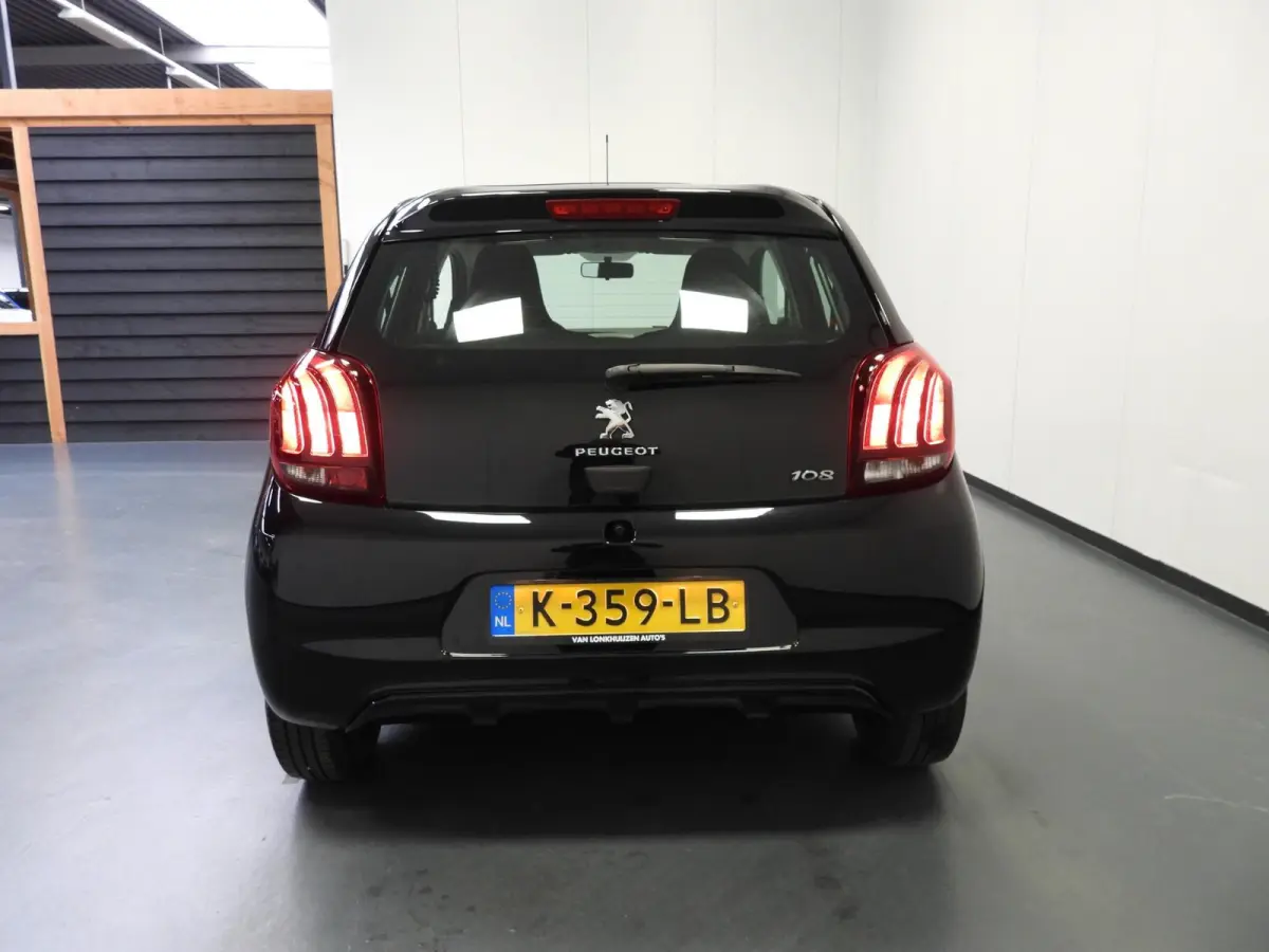 1.0 e-VTi Active NAVI-APP/AIRCO/BLUETOOTH!