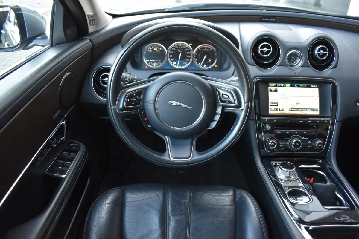 3.0 V6D LEDER PANODAK LMV 121000KM!