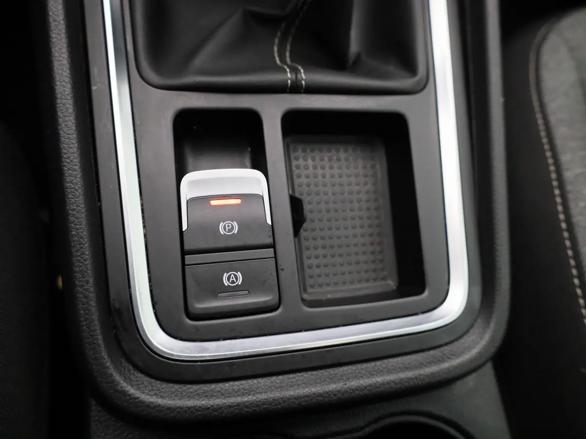 1.5 TSI Style Business Intense | Panoramadak | Trekhaak | Navigatie | Apple Carplay / Android Auto | Achteruitrijcamera | Cruise Control | Climate Control | Lichtmetalen Velgen |